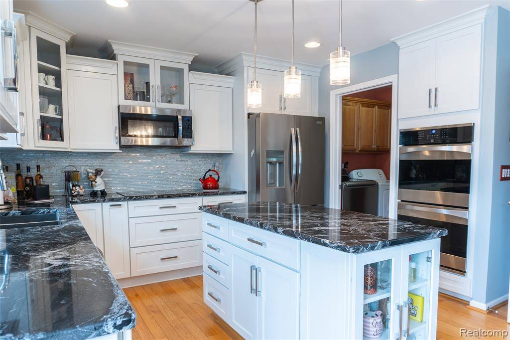 Redford Twp, MI 48239,14231 MARSHALL Drive