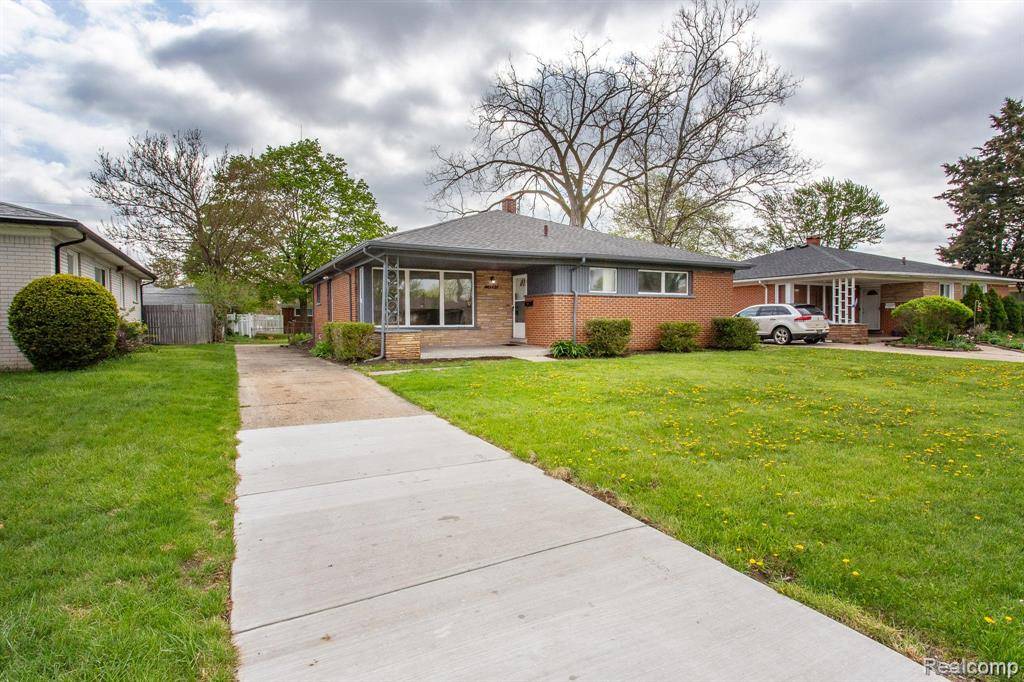 Southfield, MI 48075,24548 TEMPLAR Avenue