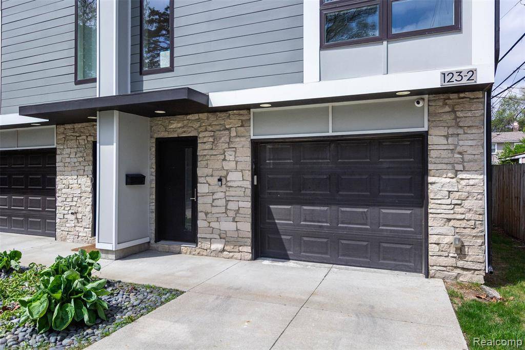 Royal Oak, MI 48067,123 Mason Court 2