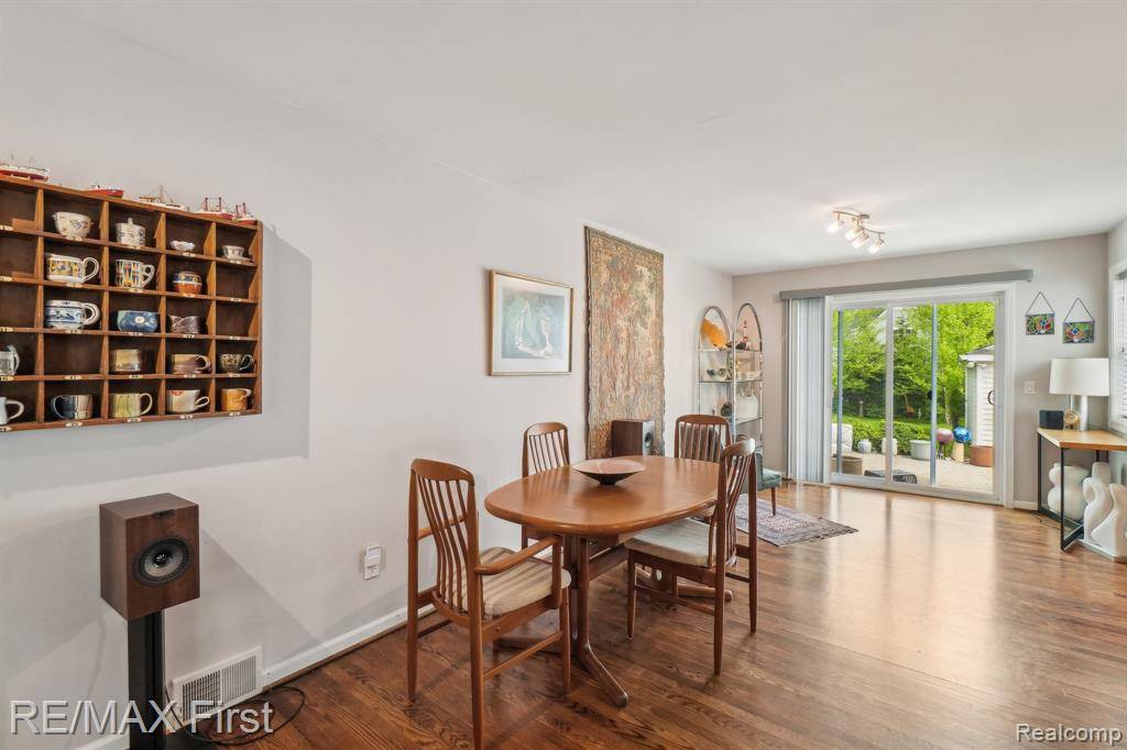 Birmingham, MI 48009,2681 Buckingham Avenue