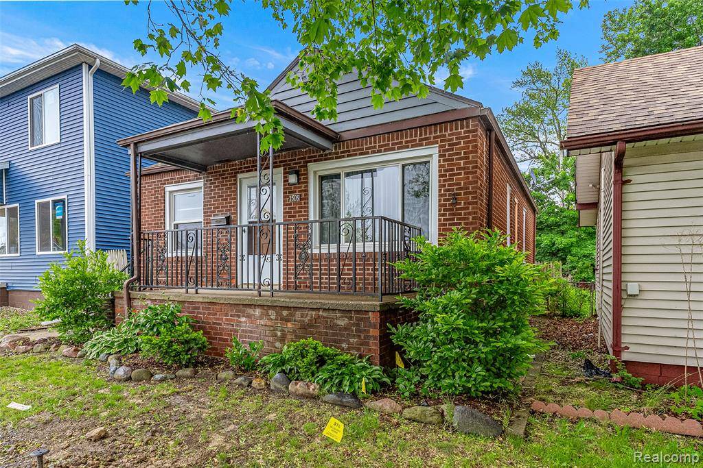 Lincoln Park, MI 48146,1509 FERRIS Avenue