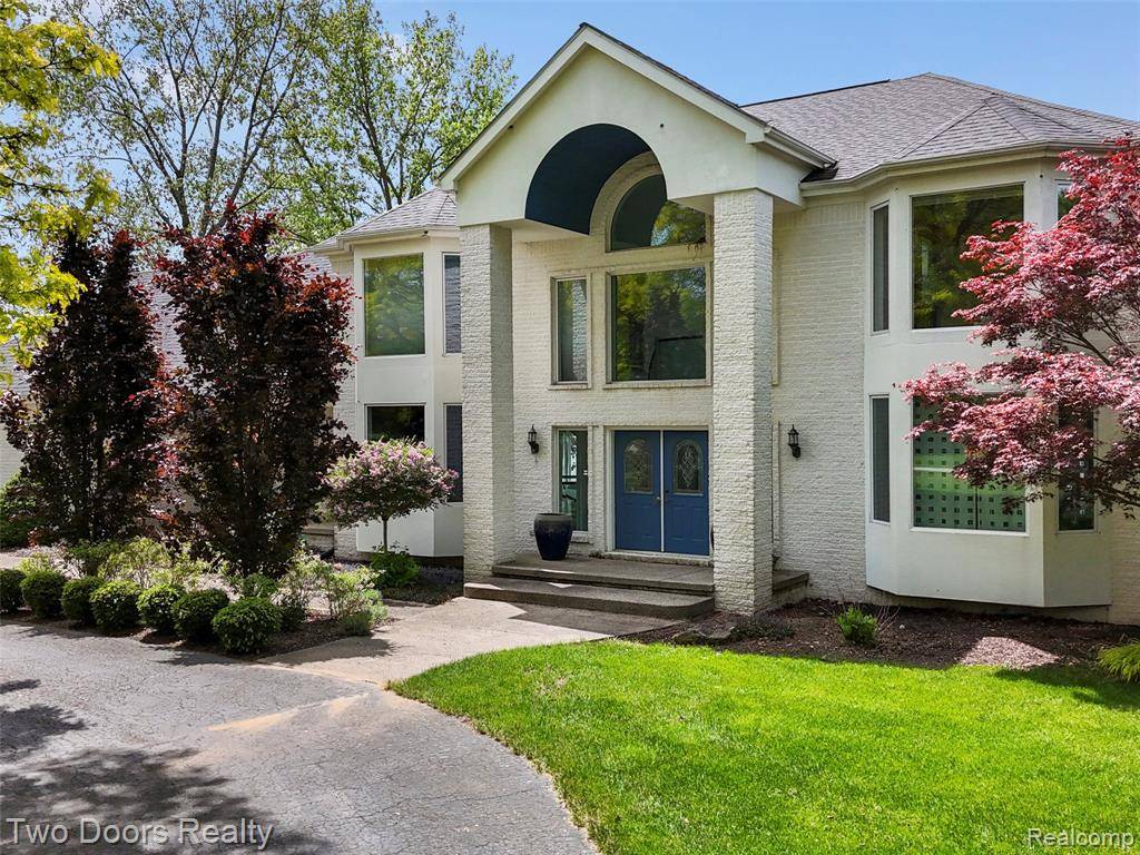 Orion Twp, MI 48348,532 Shrewsbury Drive