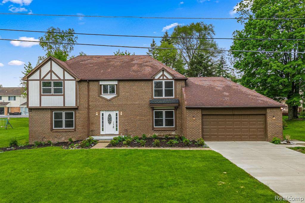 Bloomfield Hills, MI 48302,4766 Quarton Road