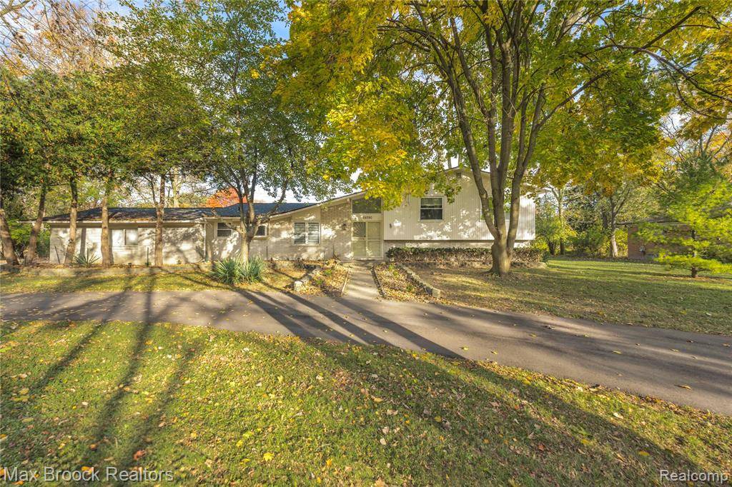 Southfield, MI 48034,28290 Inkster Road