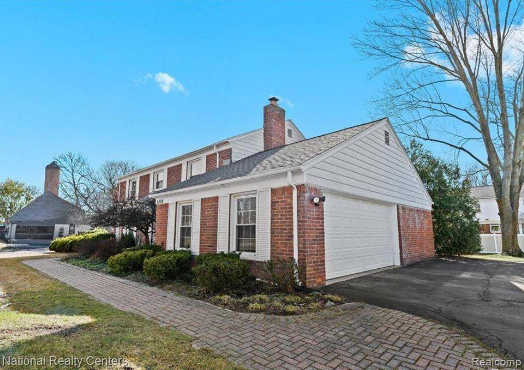 West Bloomfield Twp, MI 48322,5888 Red Coat Lane