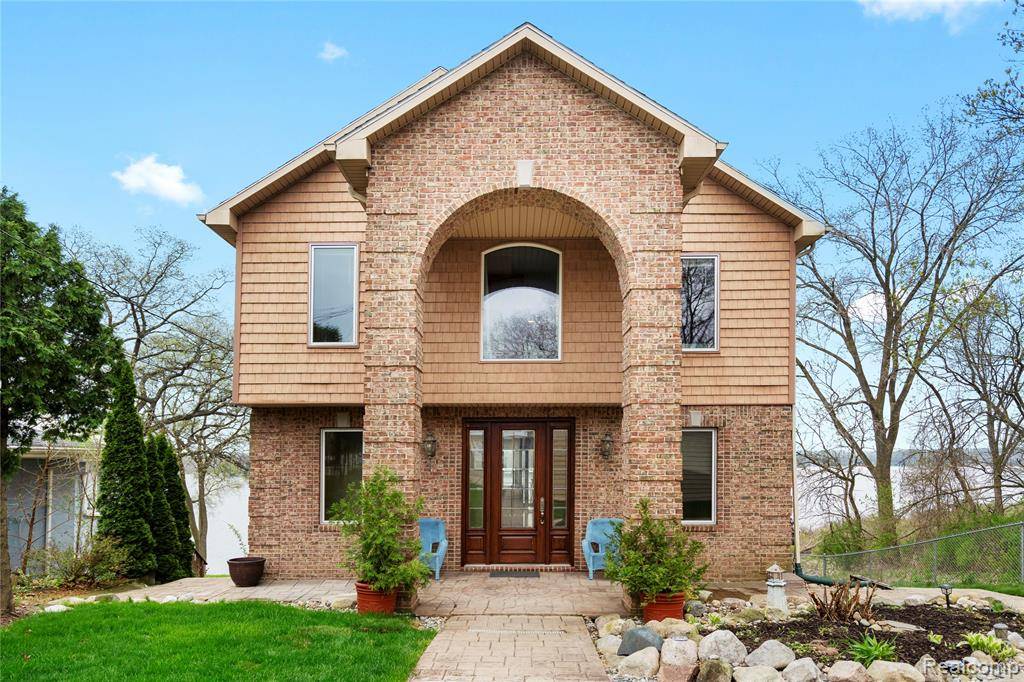 Springfield Twp, MI 48350,11589 EMBER