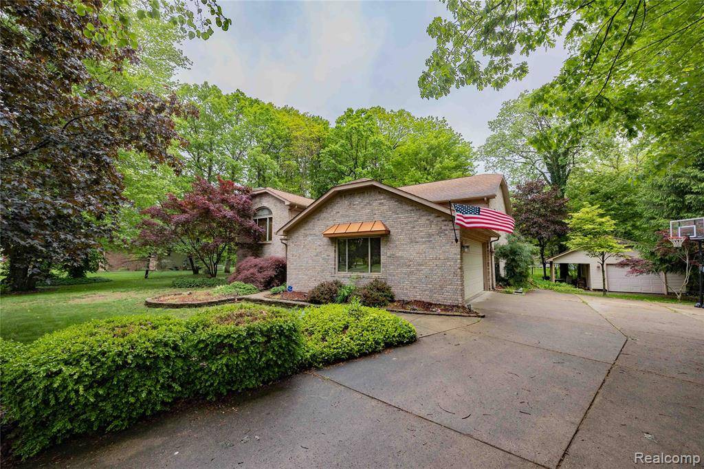 Huron Twp, MI 48164,28503 Margaret Lane
