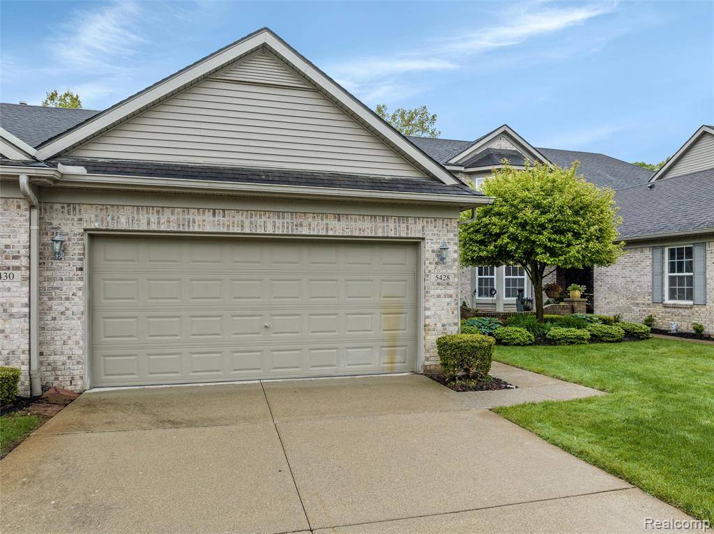 Genoa Twp, MI 48843,5428 Ivy Court