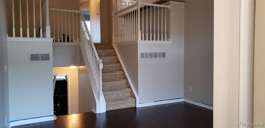 Auburn Hills, MI 48326,3932 FORESTER Boulevard
