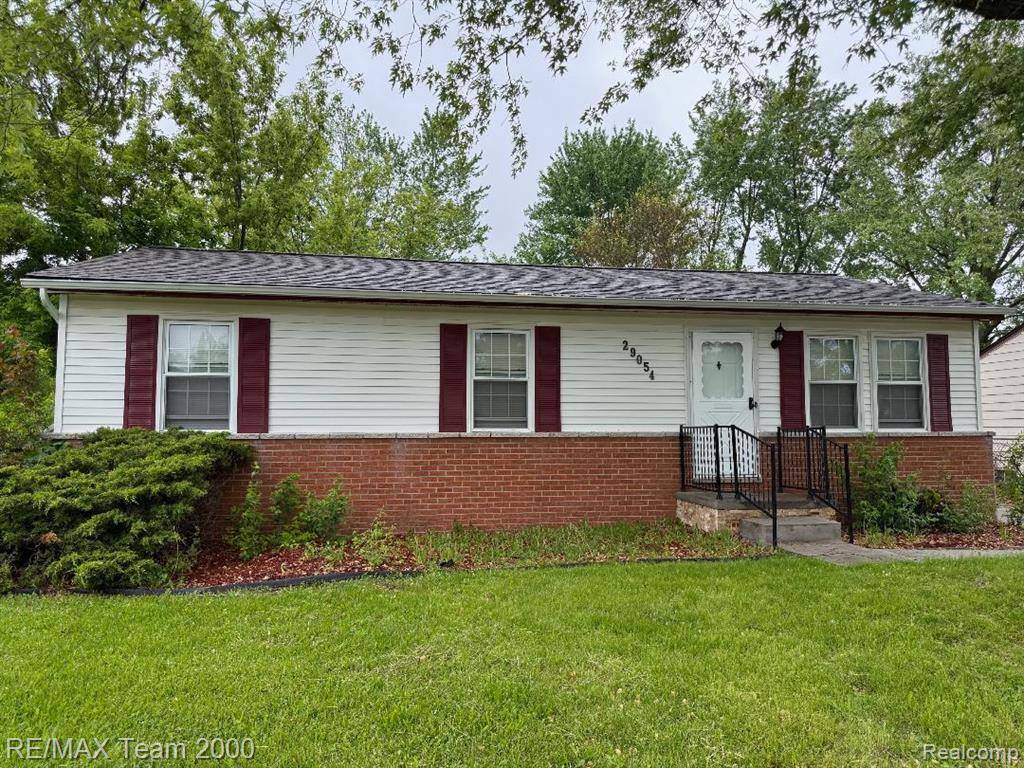 Romulus, MI 48174,29054 Burning Tree Lane