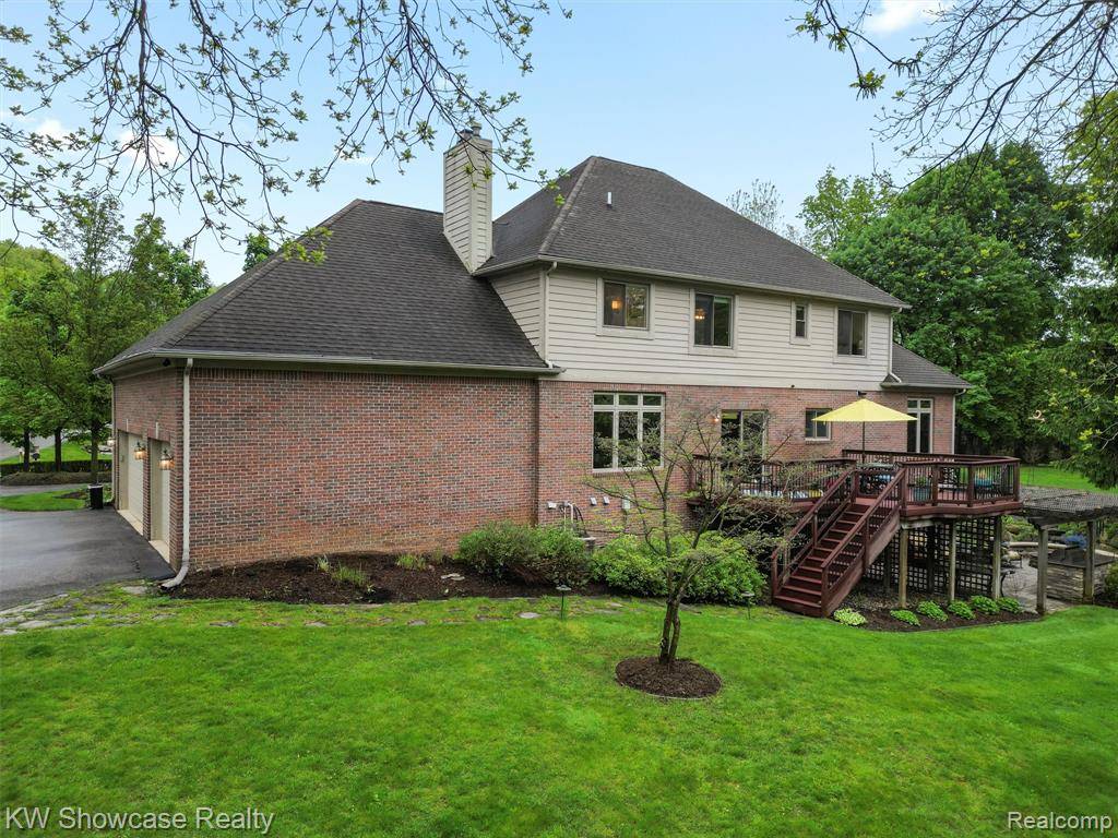 Bloomfield Twp, MI 48302,320 N BERKSHIRE Road