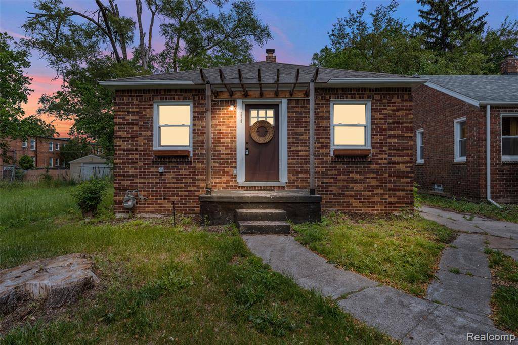 Detroit, MI 48221,16230 Santa Rosa Drive