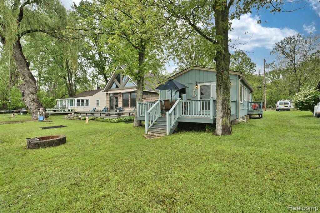 Green Oak Twp, MI 48178,12123 Kirby Lane
