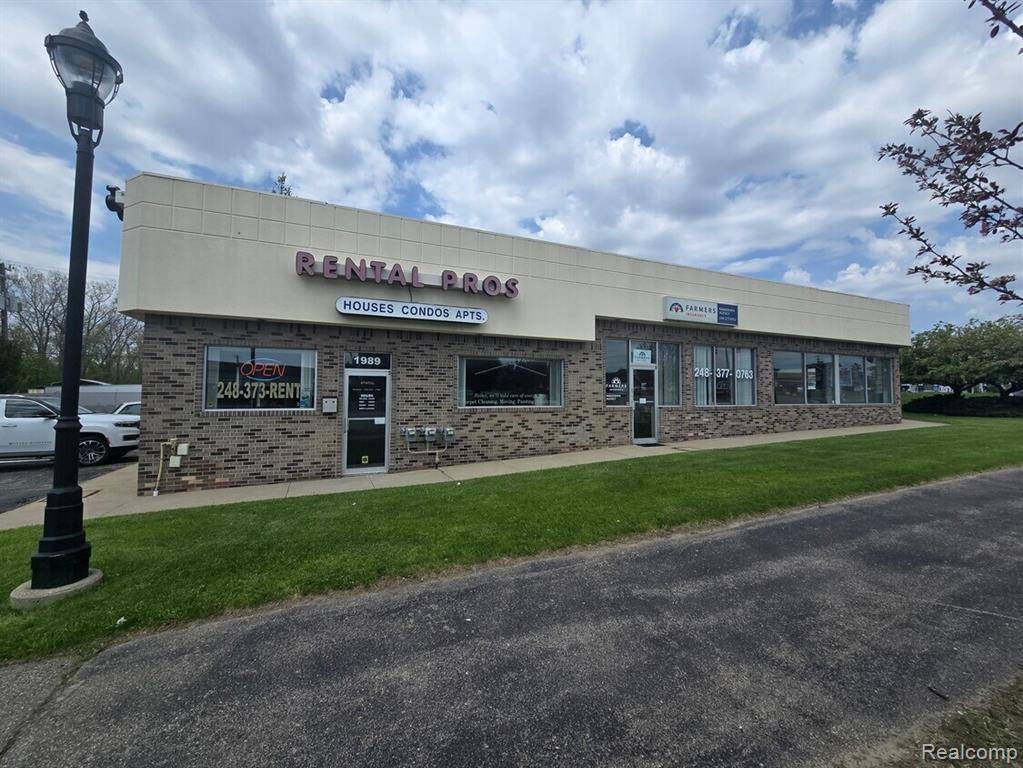 Auburn Hills, MI 48326,1989 N Opdyke Road A