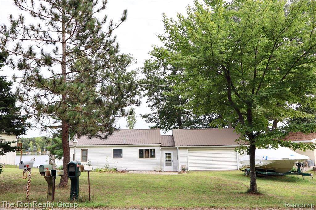 Plainfield Twp, MI 48748,2120 Indian Lake Road