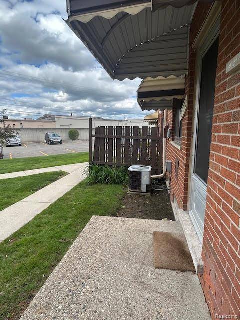 Madison Heights, MI 48071,29070 Tessmer Court