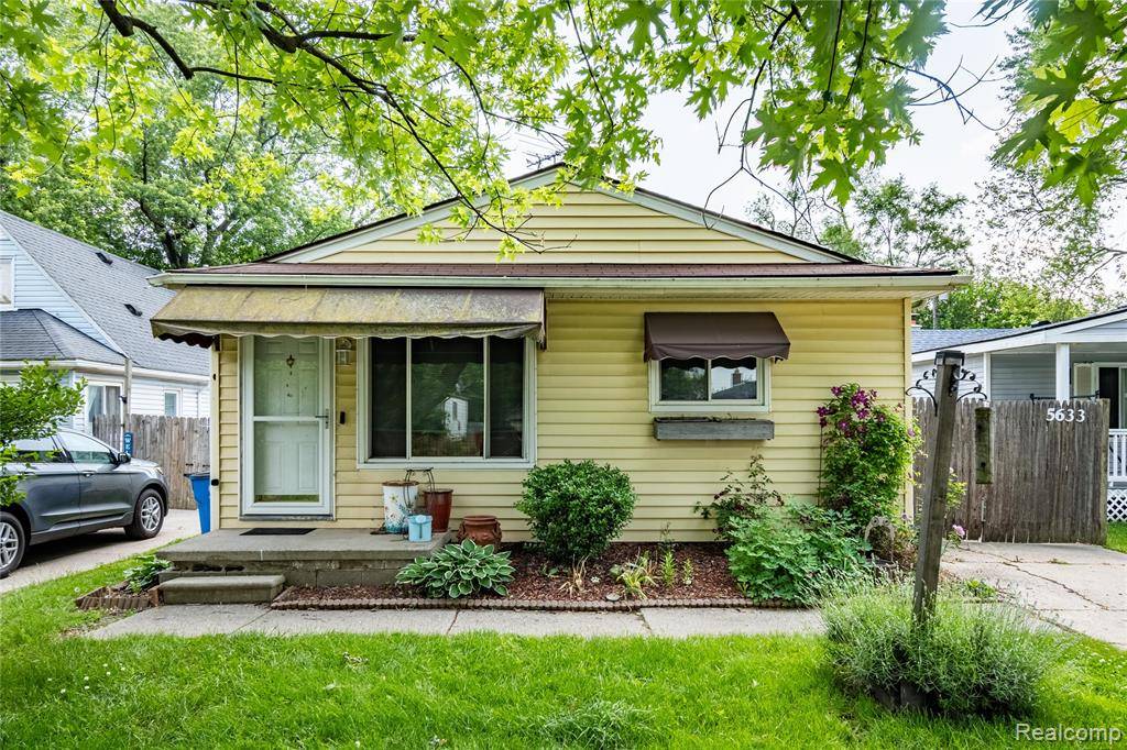 Dearborn Heights, MI 48125,5633 Detroit Street