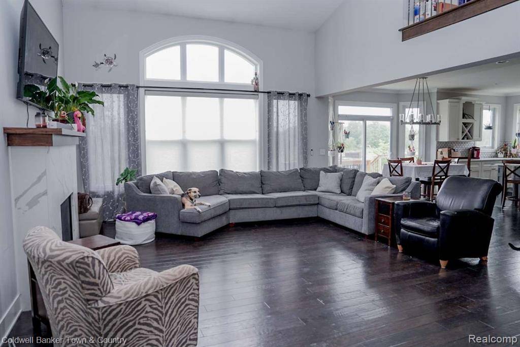 Brighton, MI 48114,329 Baintree Boulevard