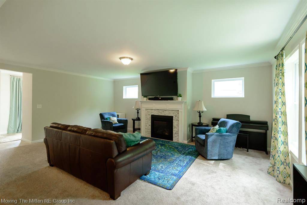 Van Buren Twp, MI 48111,42880 Frederick Court