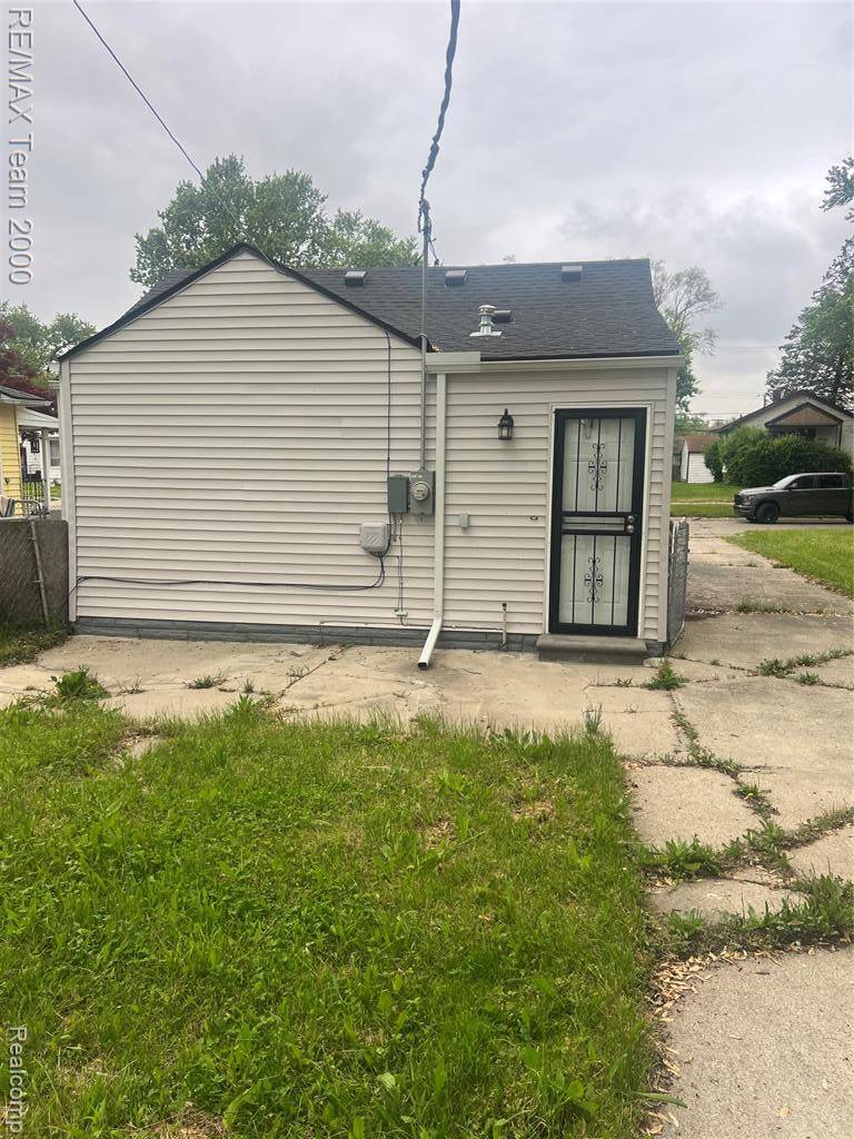 Inkster, MI 48141,29619 Hazelwood Street