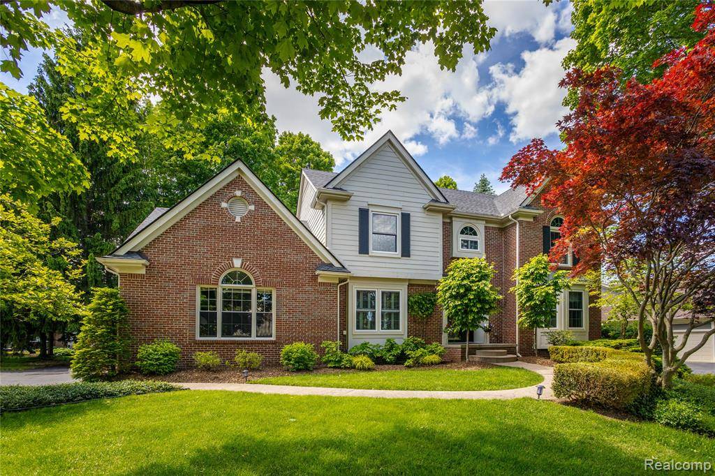 Northville, MI 48167,19531 Windridge Drive