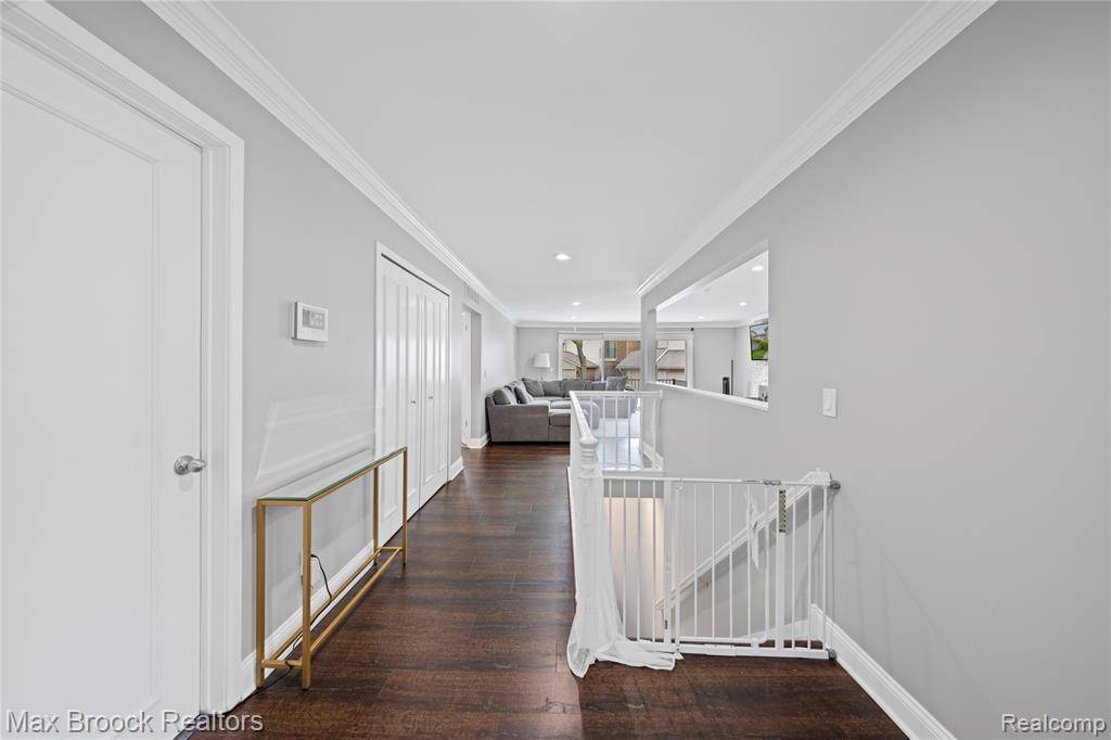 Bloomfield Hills, MI 48301,6487 Maple Hills Drive