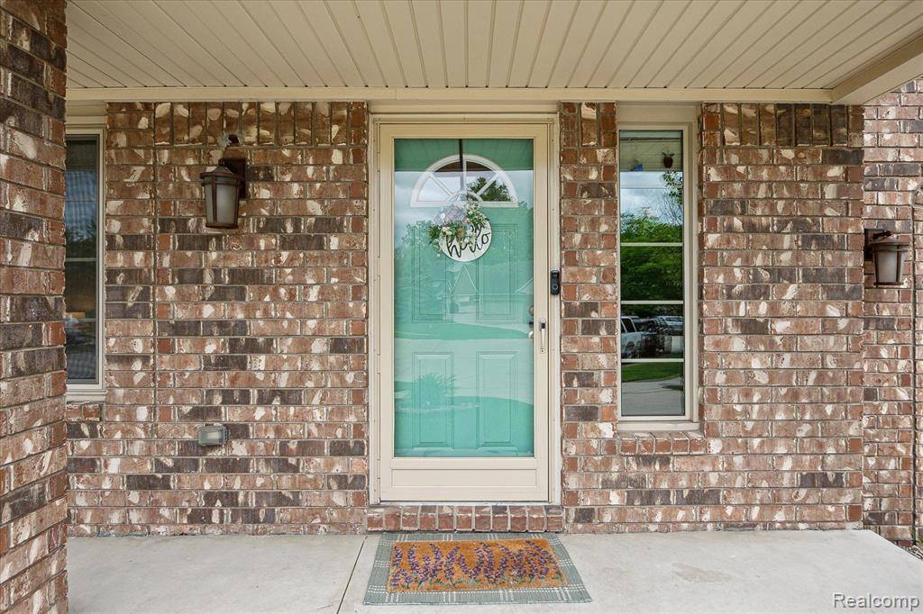 Livonia, MI 48150,9267 Richfield