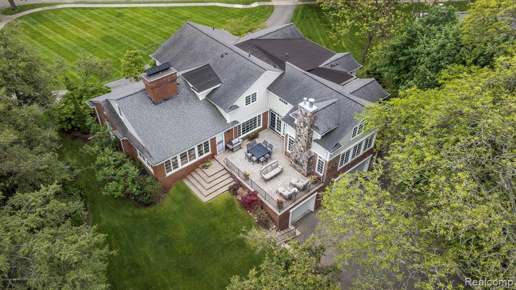 Bloomfield Hills, MI 48301,3320 Morningview Terrace
