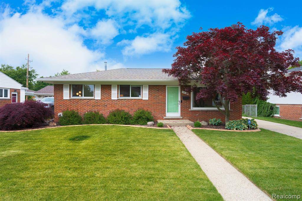 Livonia, MI 48150,39124 Orangelawn Street