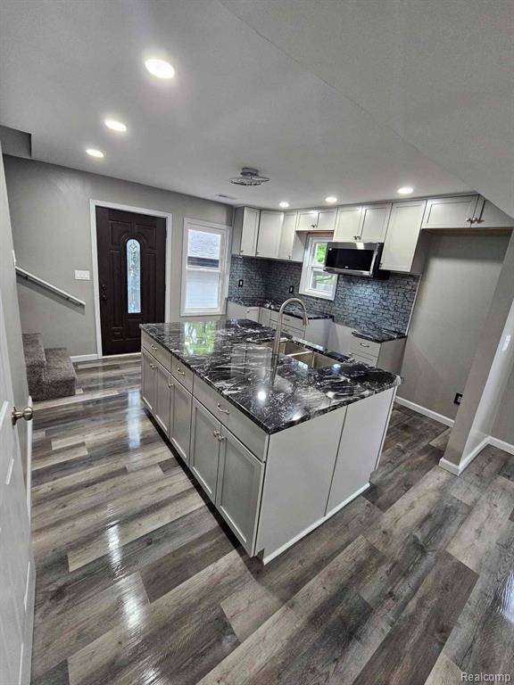 Inkster, MI 48141,28541 Glenwood Street