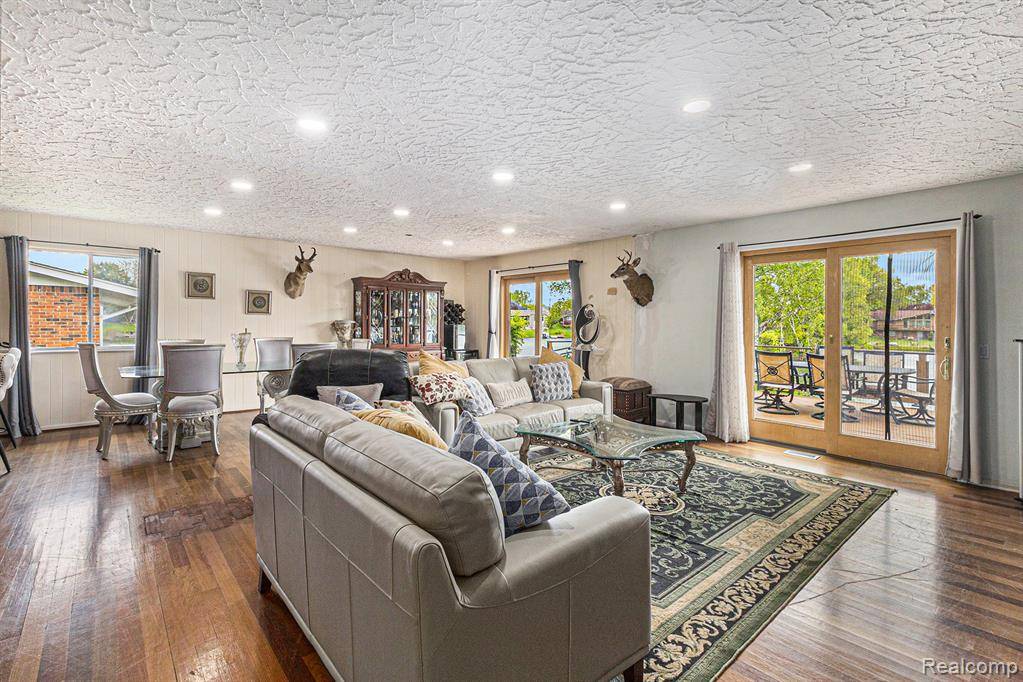 White Lake Twp, MI 48386,687 Sunnybeach Drive