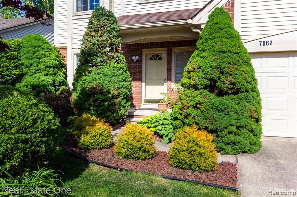 Canton Twp, MI 48187,7062 Foxridge Drive