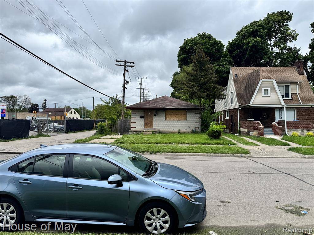 Detroit, MI 48228,9425 Marlowe Street