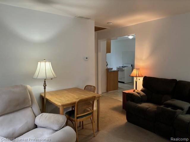 Wyandotte, MI 48192,4443 16 th Street
