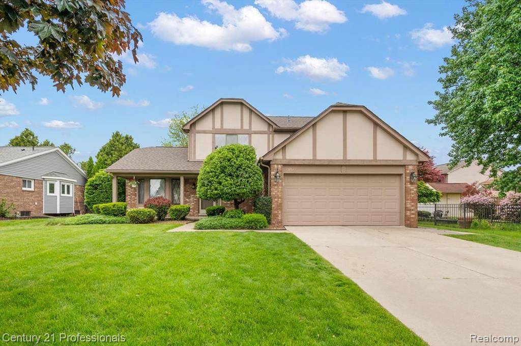 Clinton Twp, MI 48038,43587 Petrucci Drive