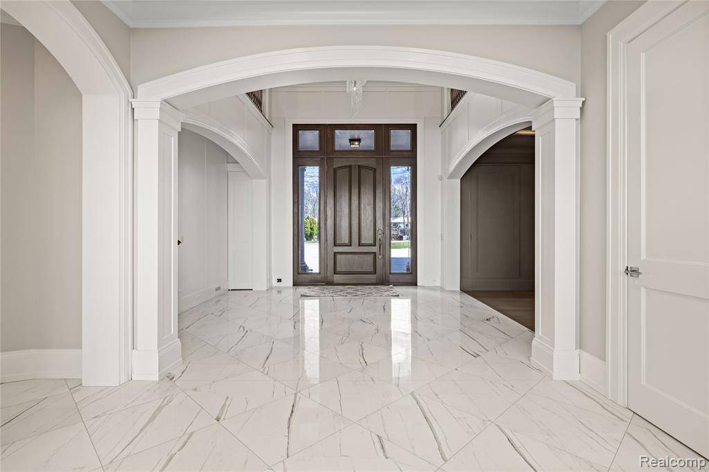 West Bloomfield Twp, MI 48324,2676 Lari Court