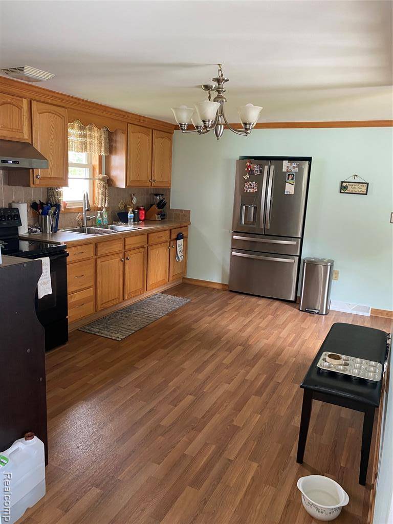 Davison, MI 48423,7053 Allegan Drive
