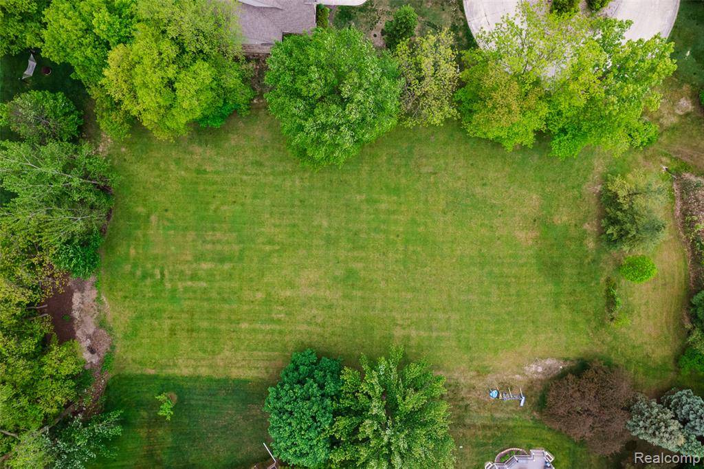 Farmington Hills, MI 48335,22335 Diamond Court