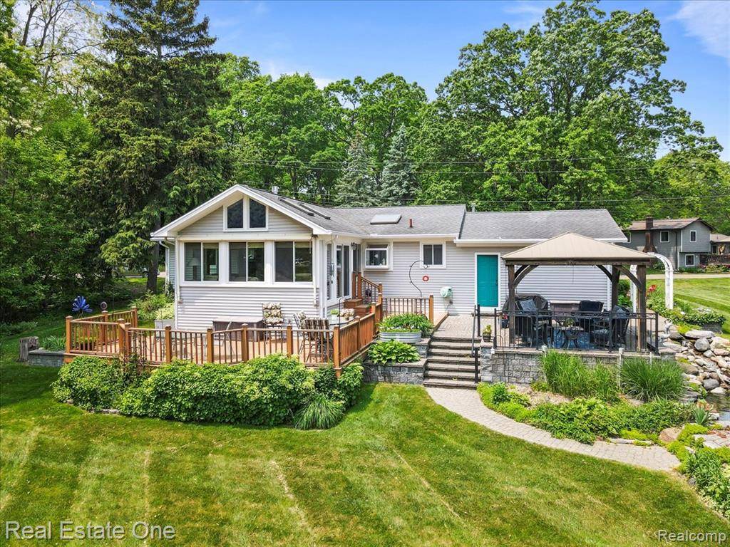 Independence Twp, MI 48346,5900 Wellington Drive