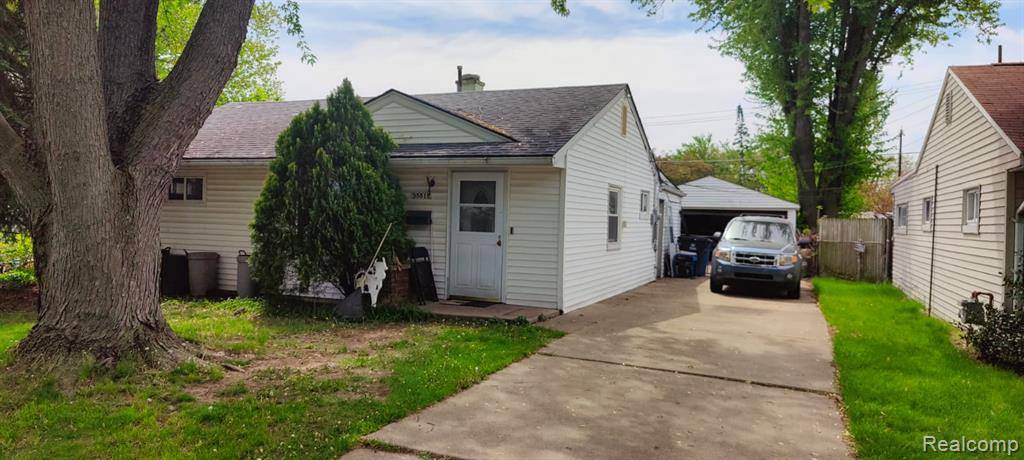 Westland, MI 48186,35519 Hazelwood Street