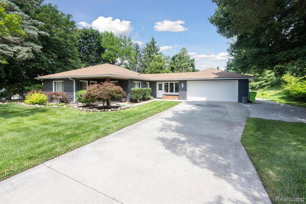 Milford Vlg, MI 48381,105 George Street