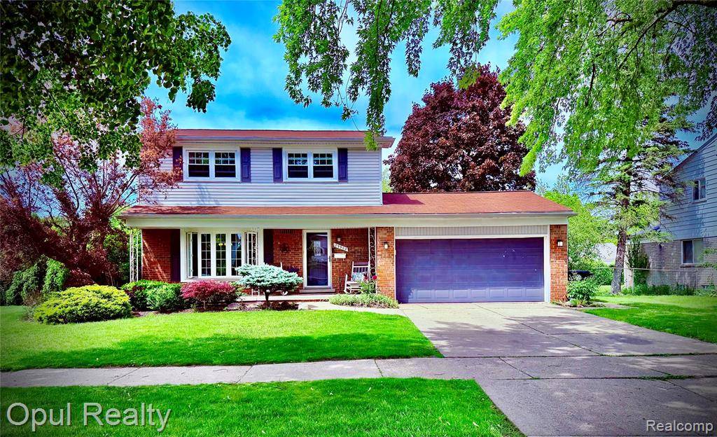 Livonia, MI 48154,29902 Lyndon Street