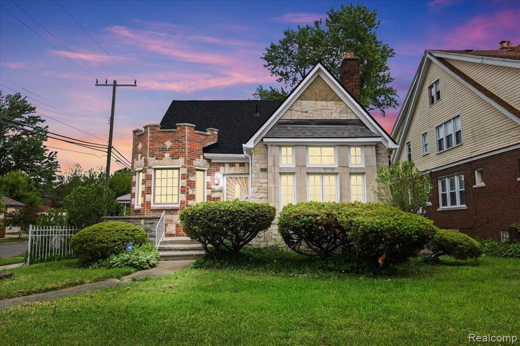 Detroit, MI 48215,294 Riverside Drive