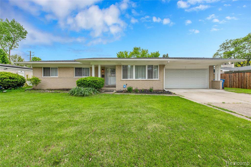 Warren, MI 48093,11030 Olive Street