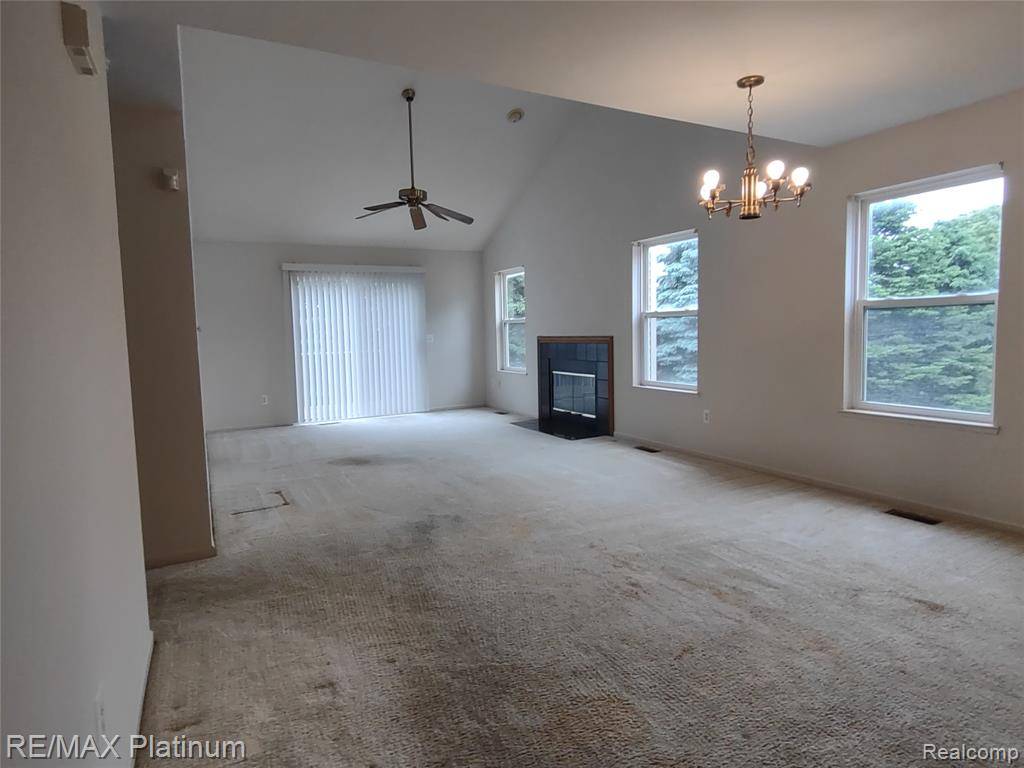 Hartland Twp, MI 48353,10343 Tophill Drive 5