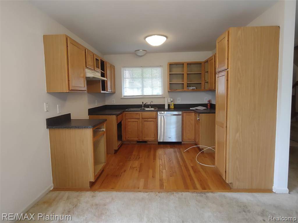 Hartland Twp, MI 48353,10343 Tophill Drive 5