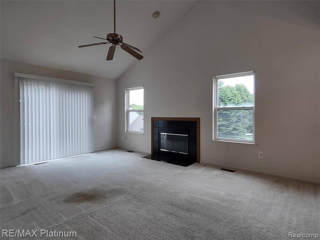 Hartland Twp, MI 48353,10343 Tophill Drive 5
