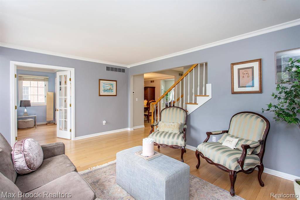 Huntington Woods, MI 48070,10004 Kingston Avenue