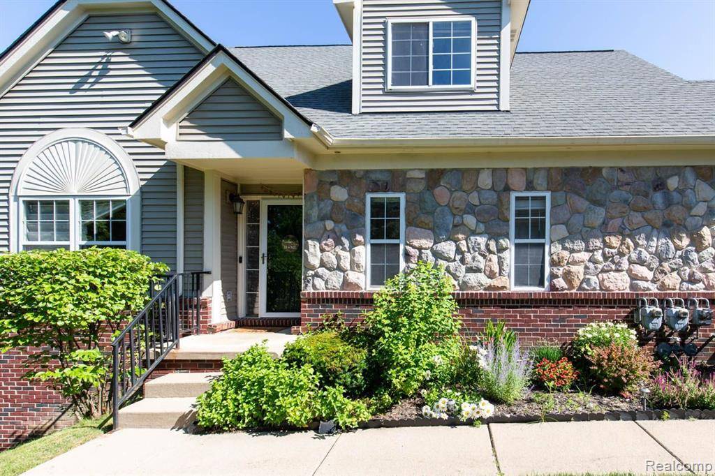 Canton Twp, MI 48188,2062 PRESERVE Circle W