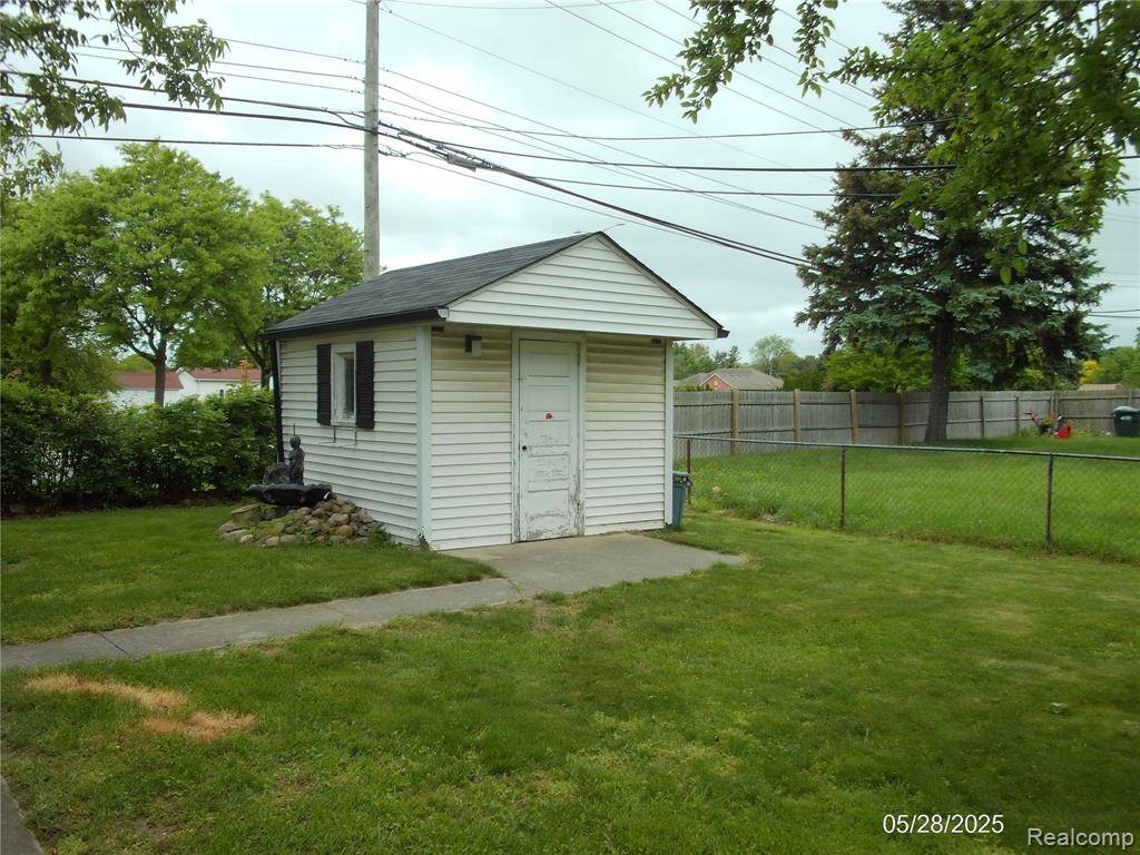 Sterling Heights, MI 48310,36890 WEBER Drive
